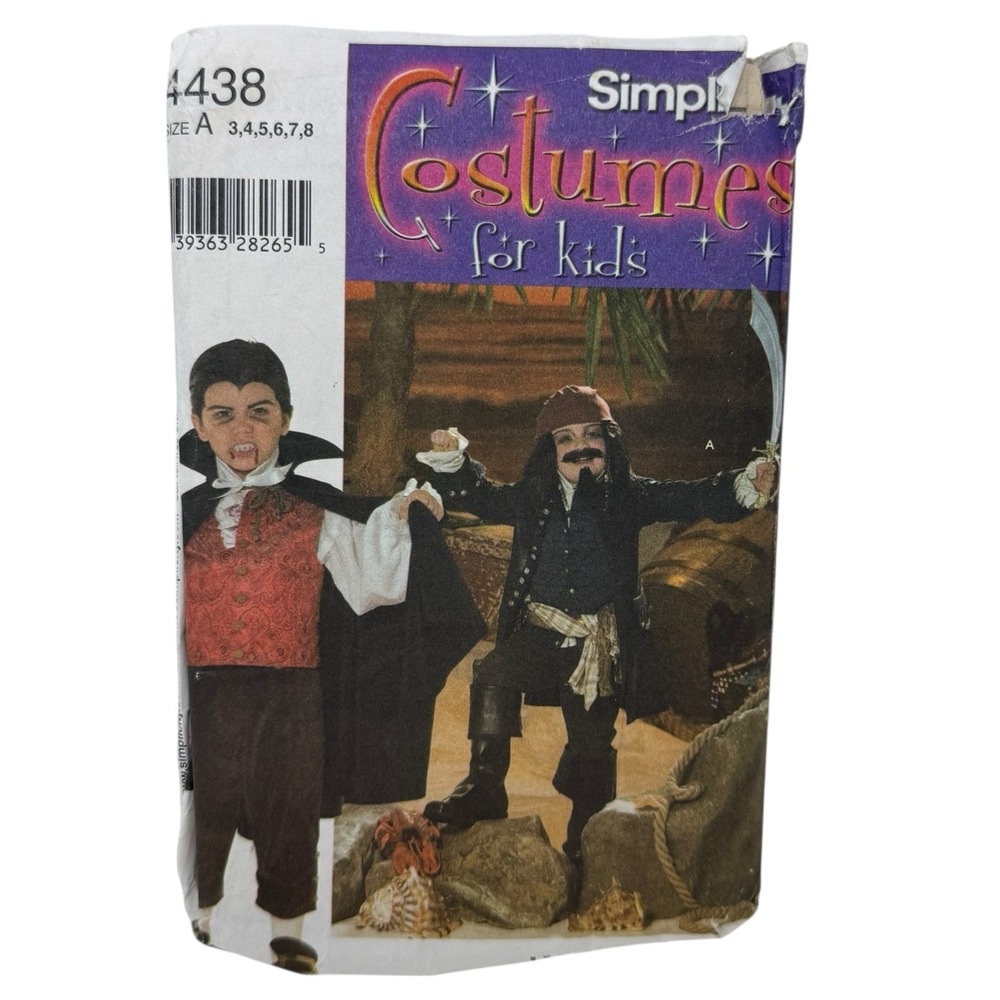 4438 SIMPLICITY COSTUME PATTERN VAMPIRE & PIRATE CHILDS SZS (3 - 8)  NEW - UNCUT
